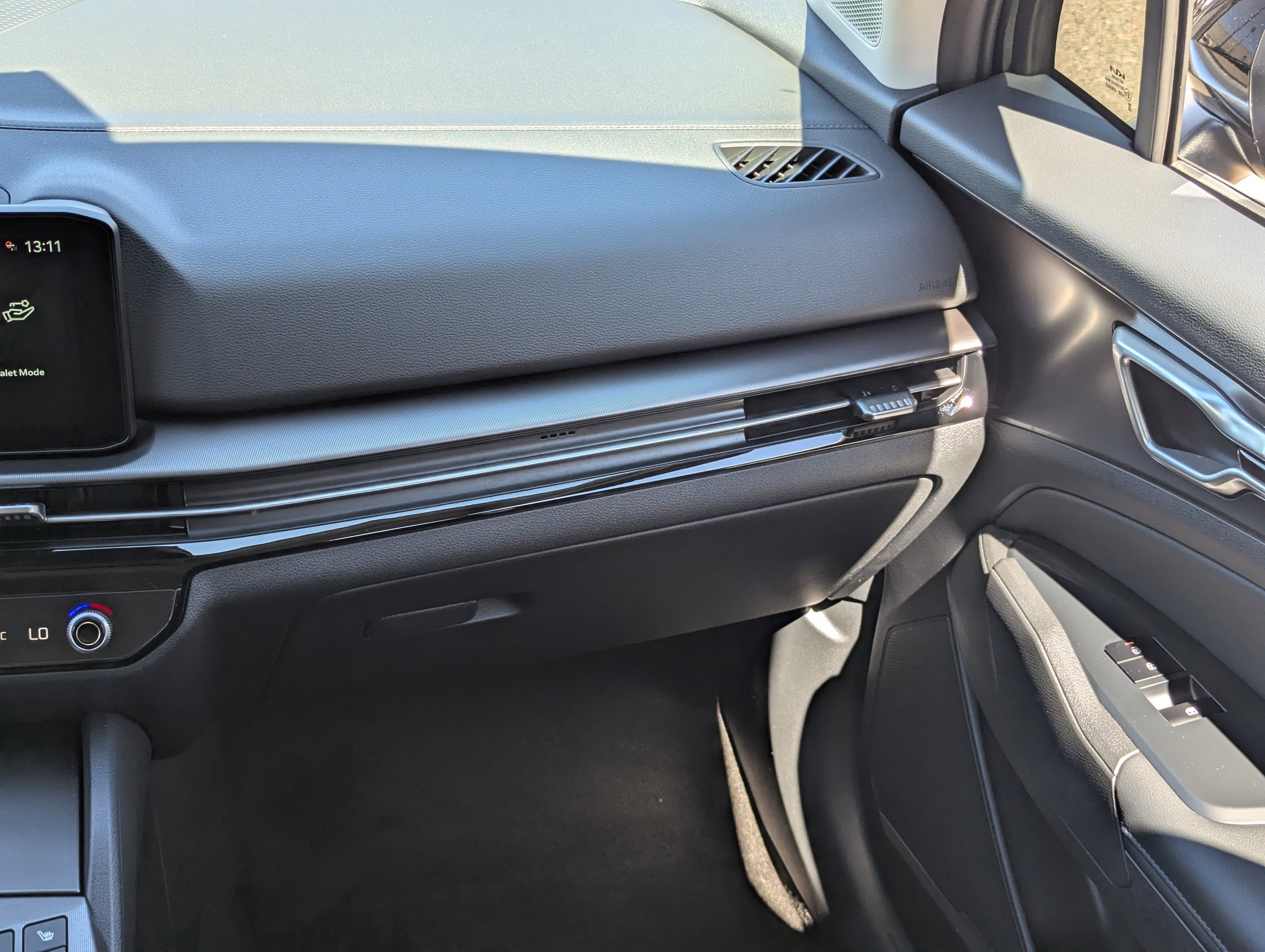 New 2026 Fusion Black Kia EX image 15