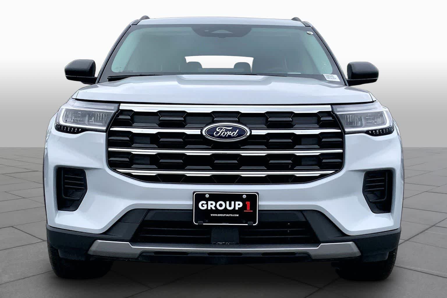 New 2026 Space White Metallic Ford Active image 3