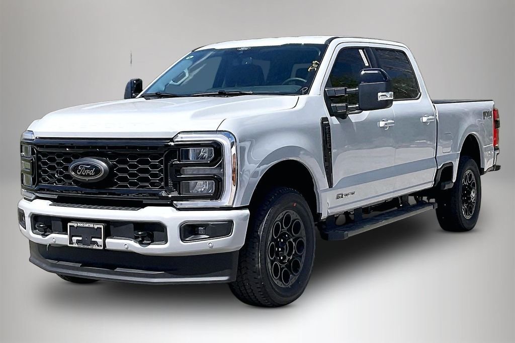 New 2026 Ford Super Duty F-250 Lariat 4D Crew Cab