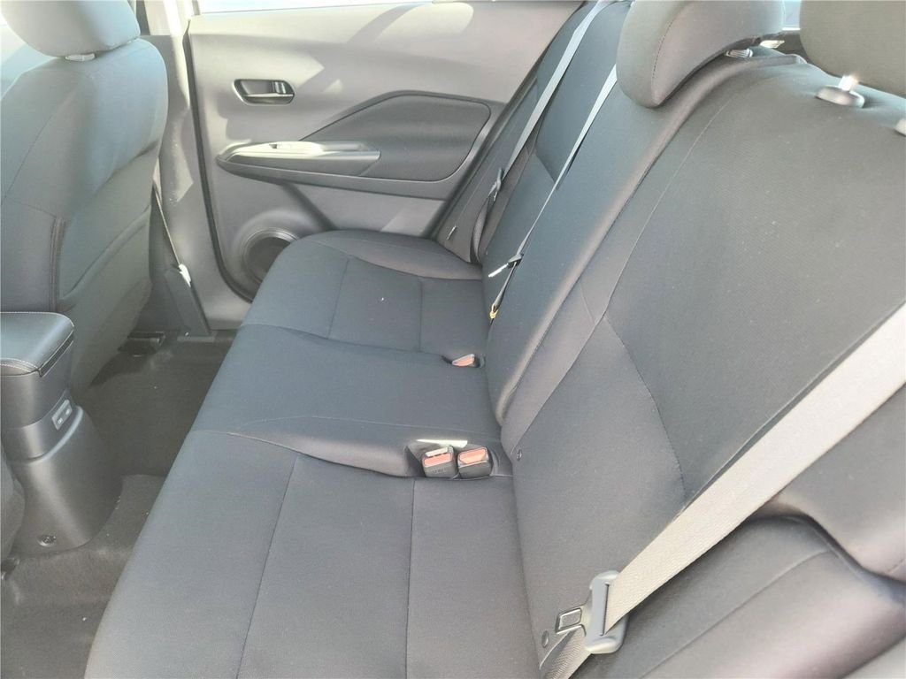 2025 Nissan KICKS PLAY Base - Photo 13