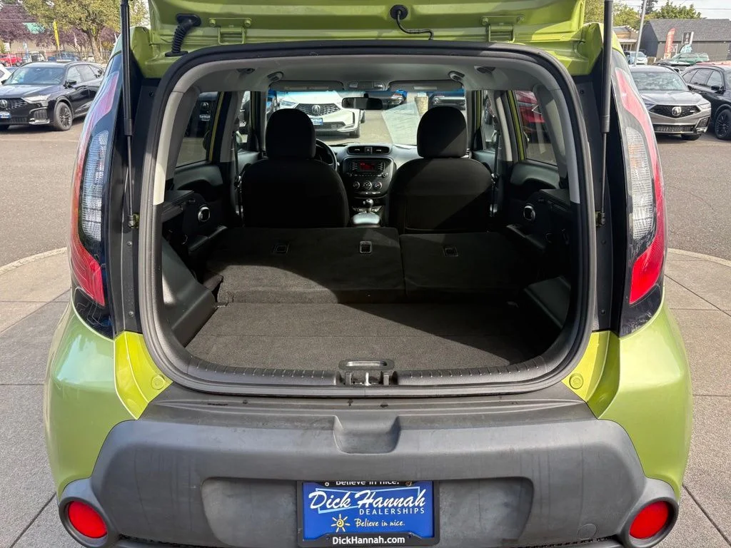 Used 2014 Green Kia Plus image 30