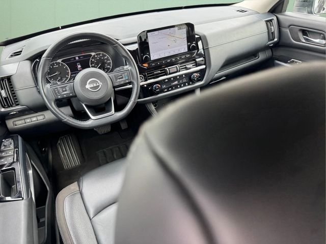 Used 2023 Black Nissan SL image 14