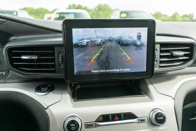 2023 Ford Explorer XLT - Photo 23