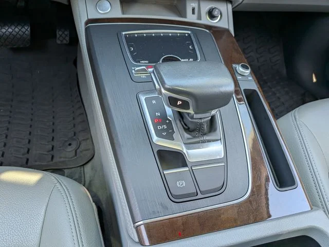 Used 2020 Silver Audi 45 Premium Plus image 36