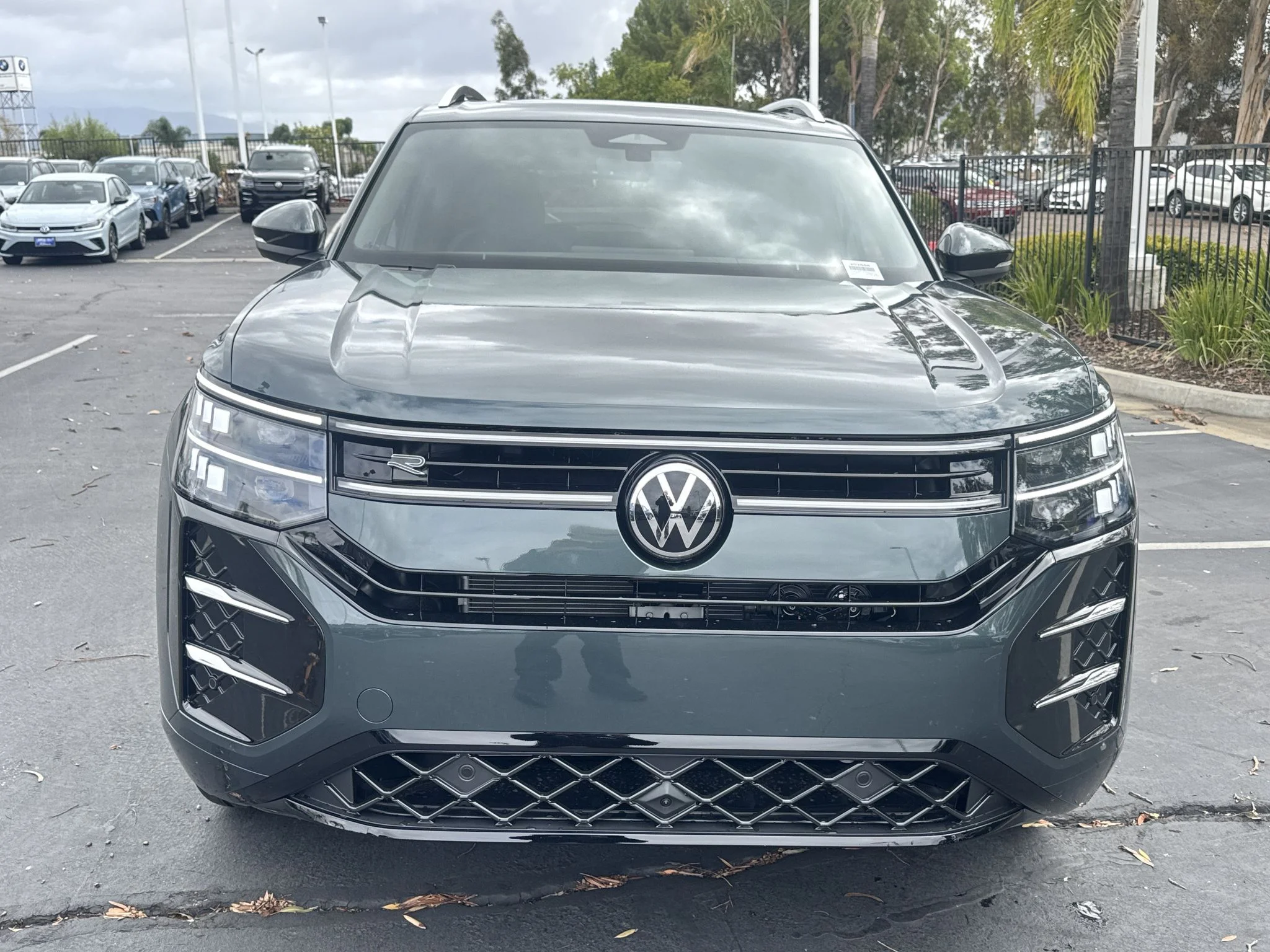 New 2027 Sacramento Green Metallic Volkswagen SEL Premium R-Line image 2