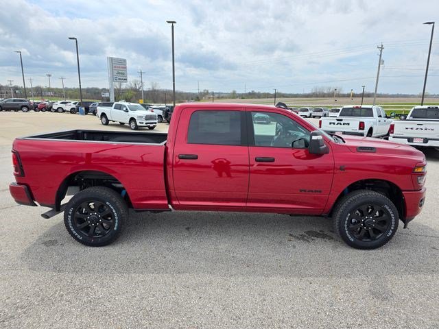 New 2026 Molten Red Pearl-Coat Exterior Paint RAM Big Horn image 8