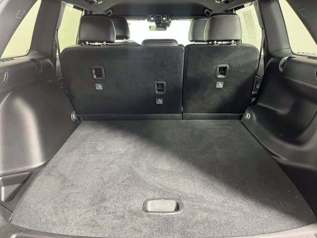 Used 2025 Red Jeep Altitude image 41