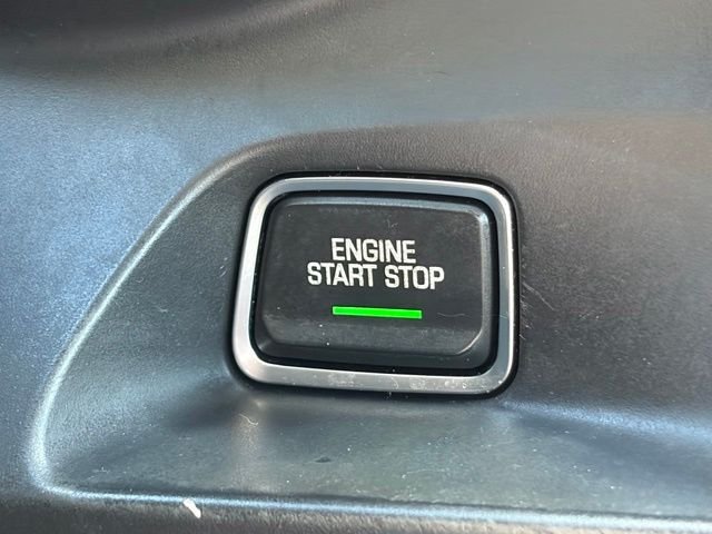 Used 2021 Red Chevrolet 1LT image 23