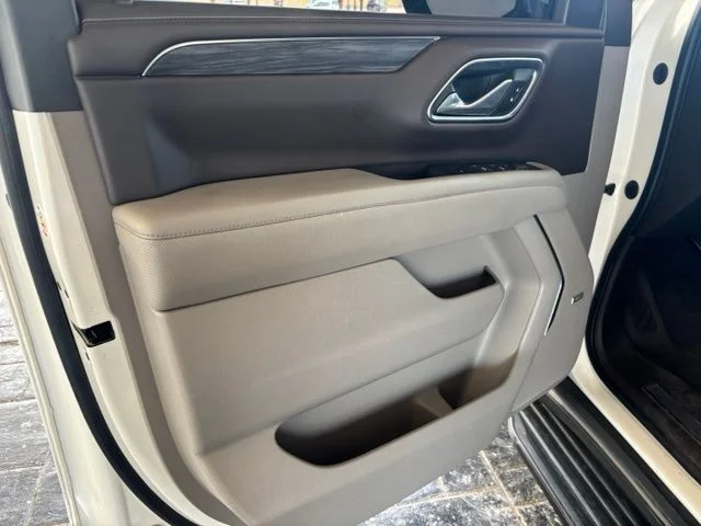 Used 2021 White GMC SLT image 9