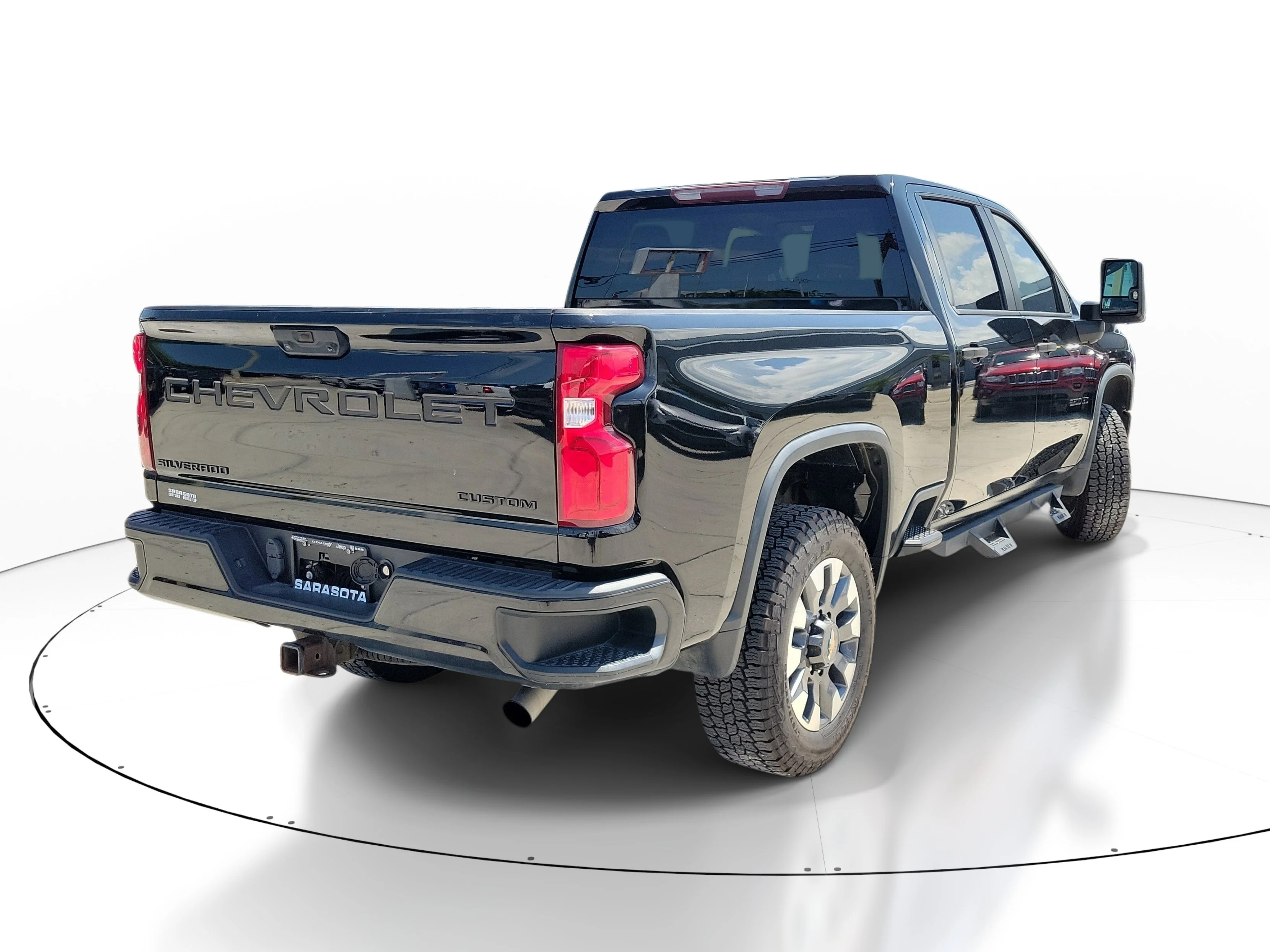 Used 2021 Black Chevrolet Custom image 6