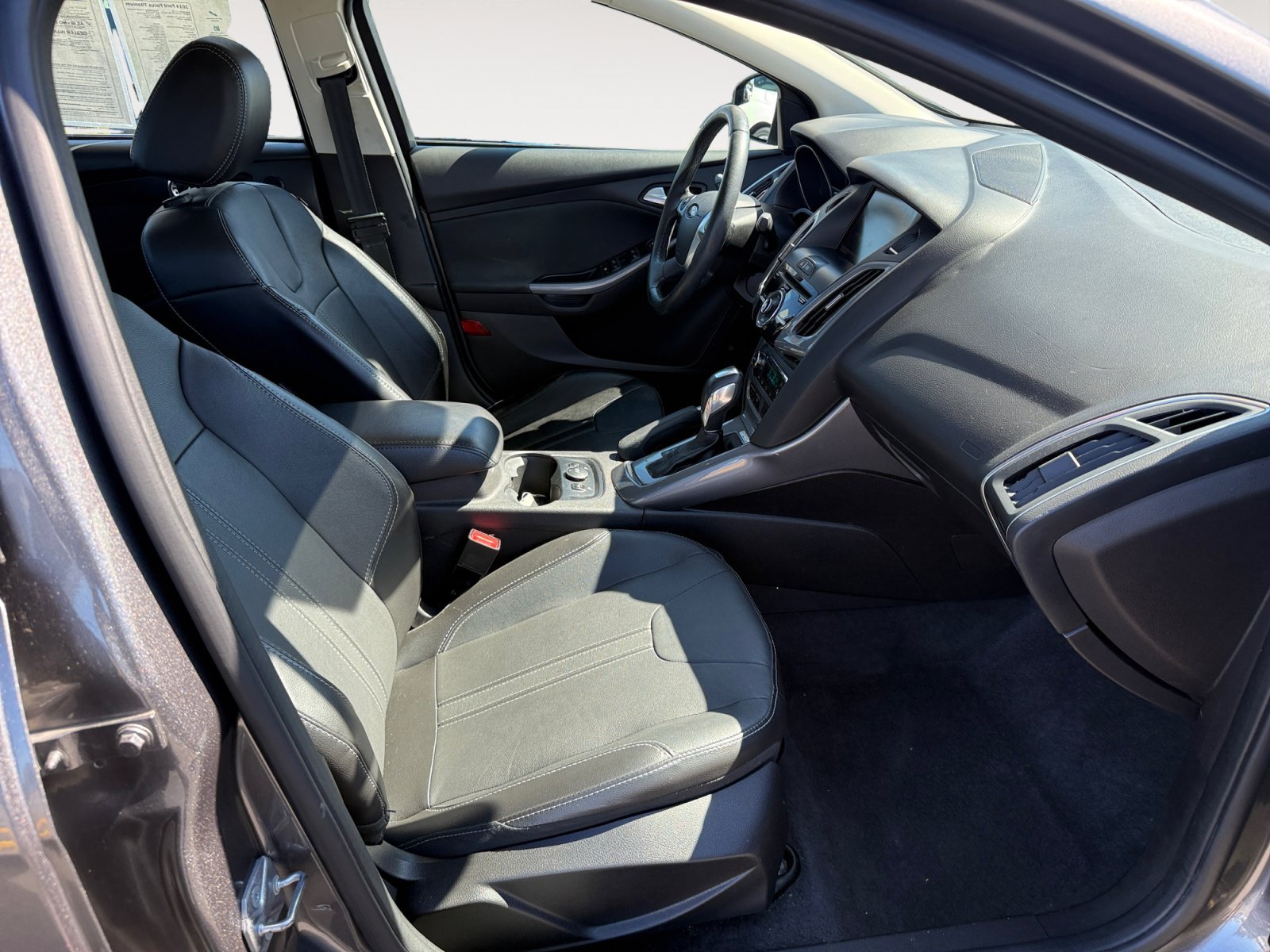 Used 2014 Sterling Gray Metallic FORD Titanium image 19