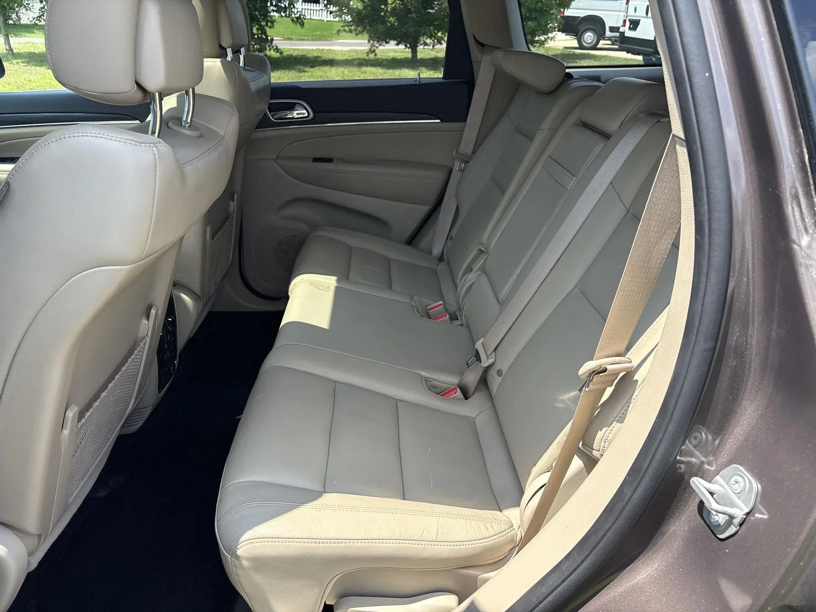 Used 2021 Walnut Brown Metallic Clearcoat Jeep Limited image 10