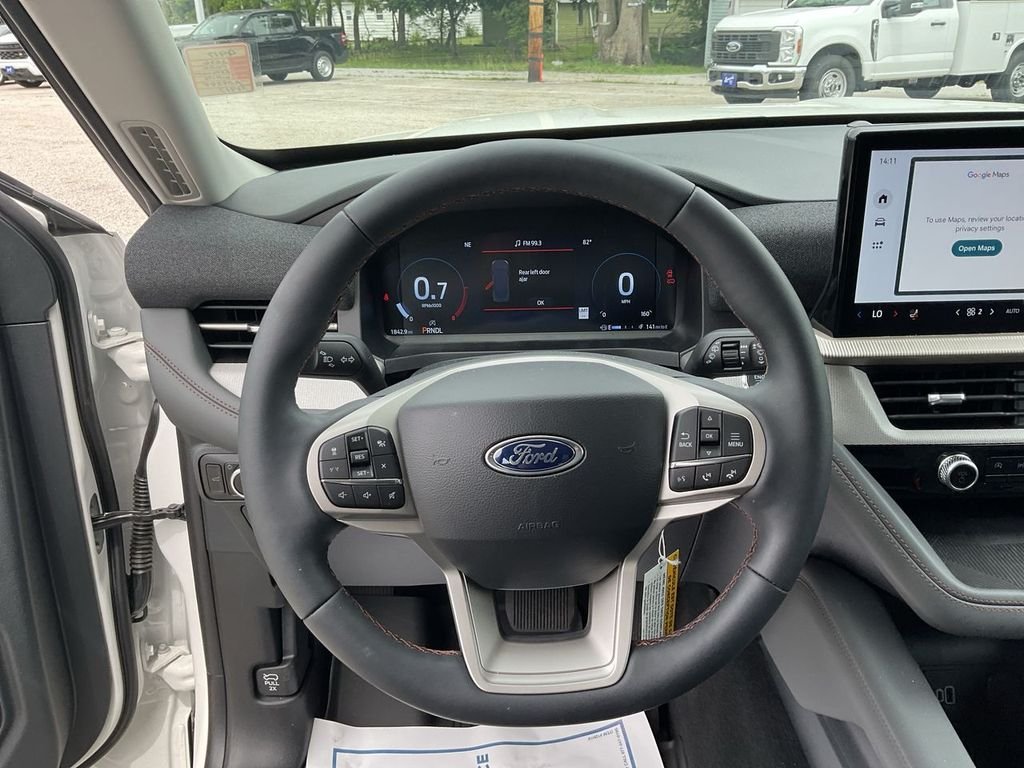 New 2026 Star White Metallic Tri-Coat Ford Active image 20