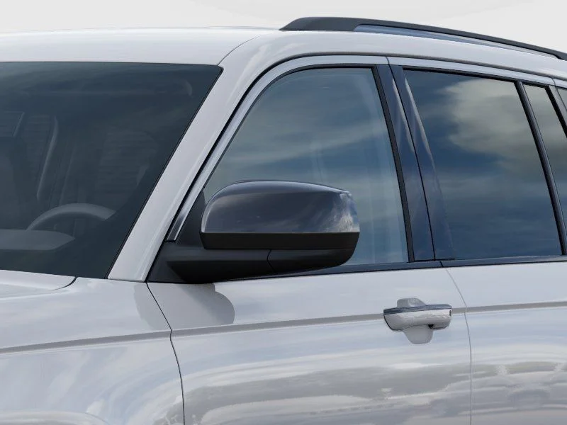 New 2026 Bright White Clear-Coat Exterior Paint Jeep Altitude image 14