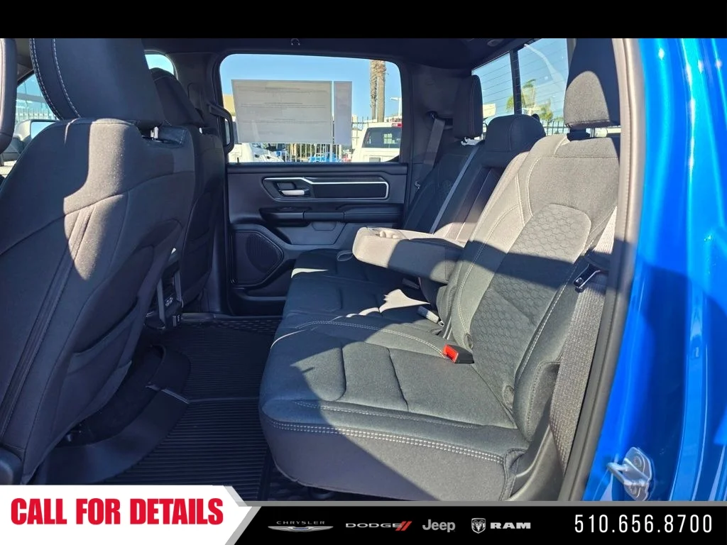 New 2026 Hydro Blue Pearl-Coat Exterior Paint RAM Big Horn image 12