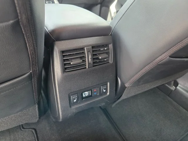 Certified Used 2024 White Mitsubishi  image 6