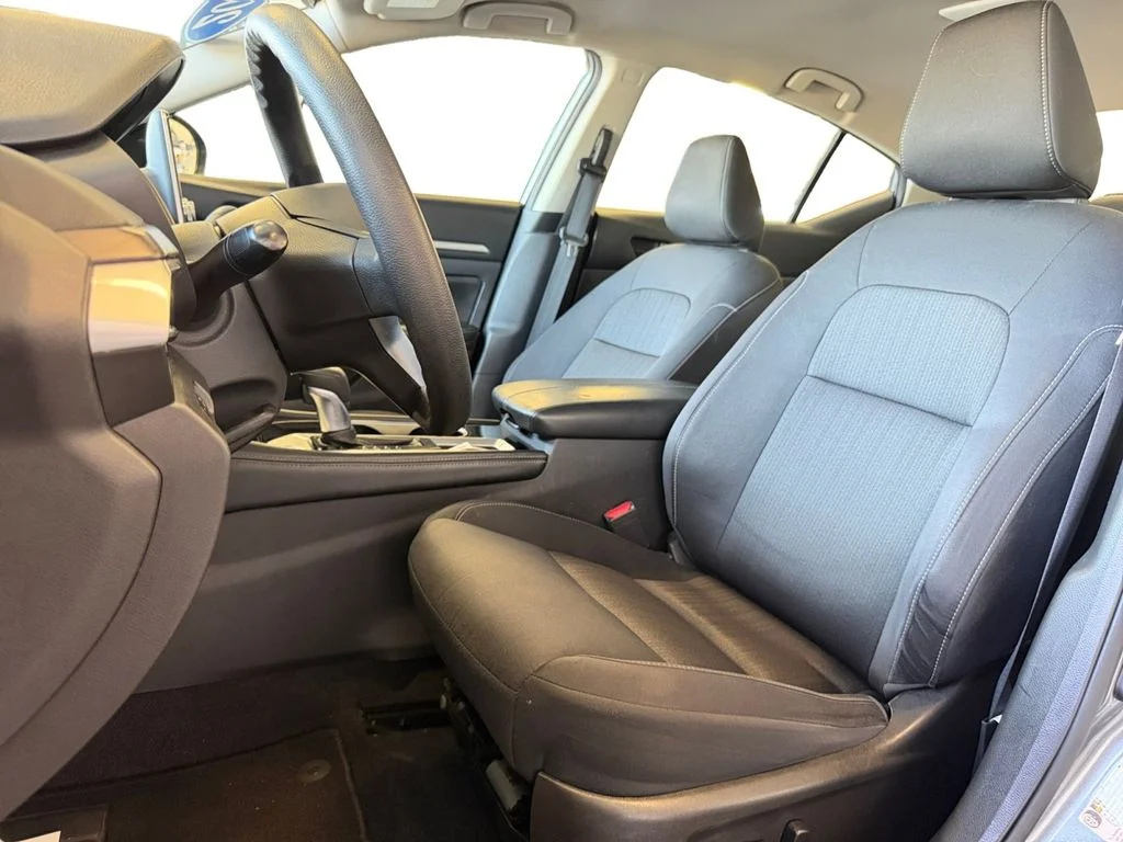 Used 2023 Gray Nissan 2.5 SV image 25