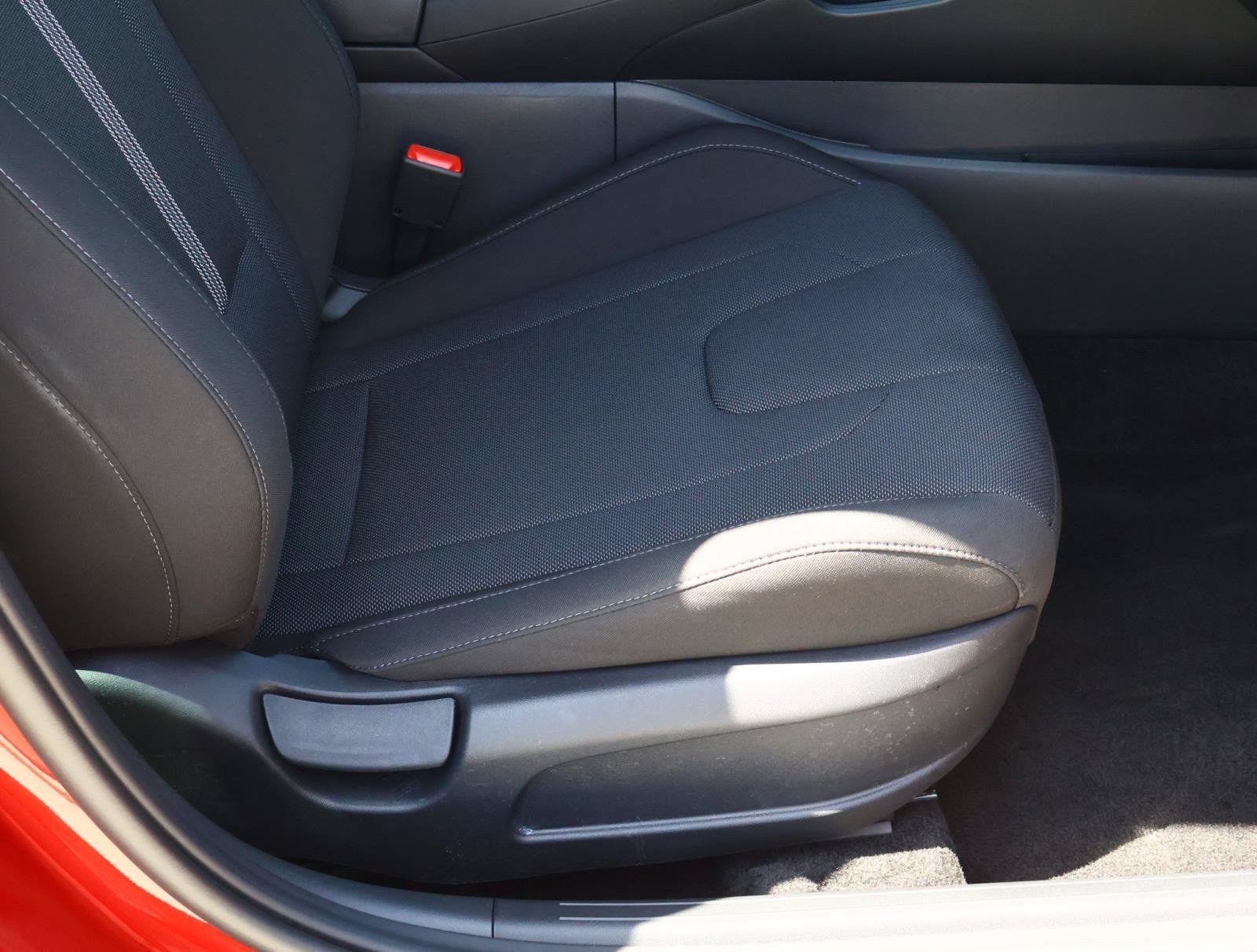 2026 Hyundai Elantra SE - Photo 17
