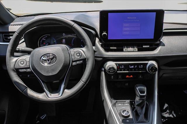 Certified Used 2024 MID BLK/WIND CHILL Toyota  image 14