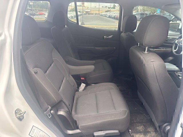 Used 2023 White GMC SLE image 25