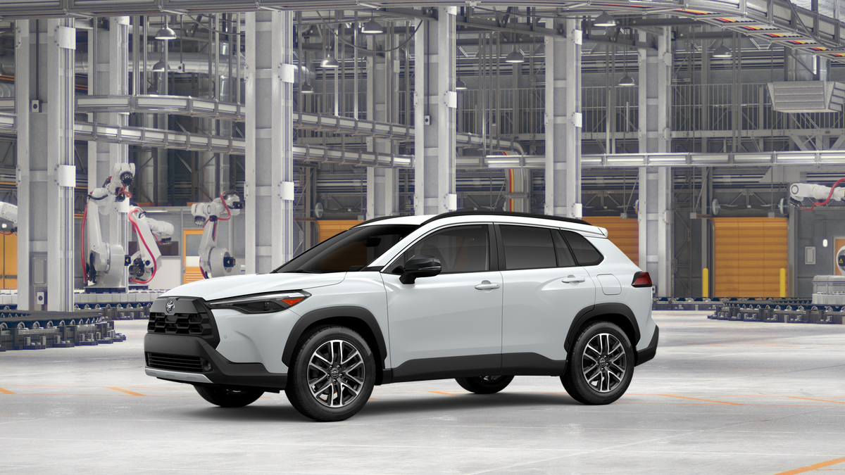 New 2026 Wind Chill Pearl Toyota XLE image 2