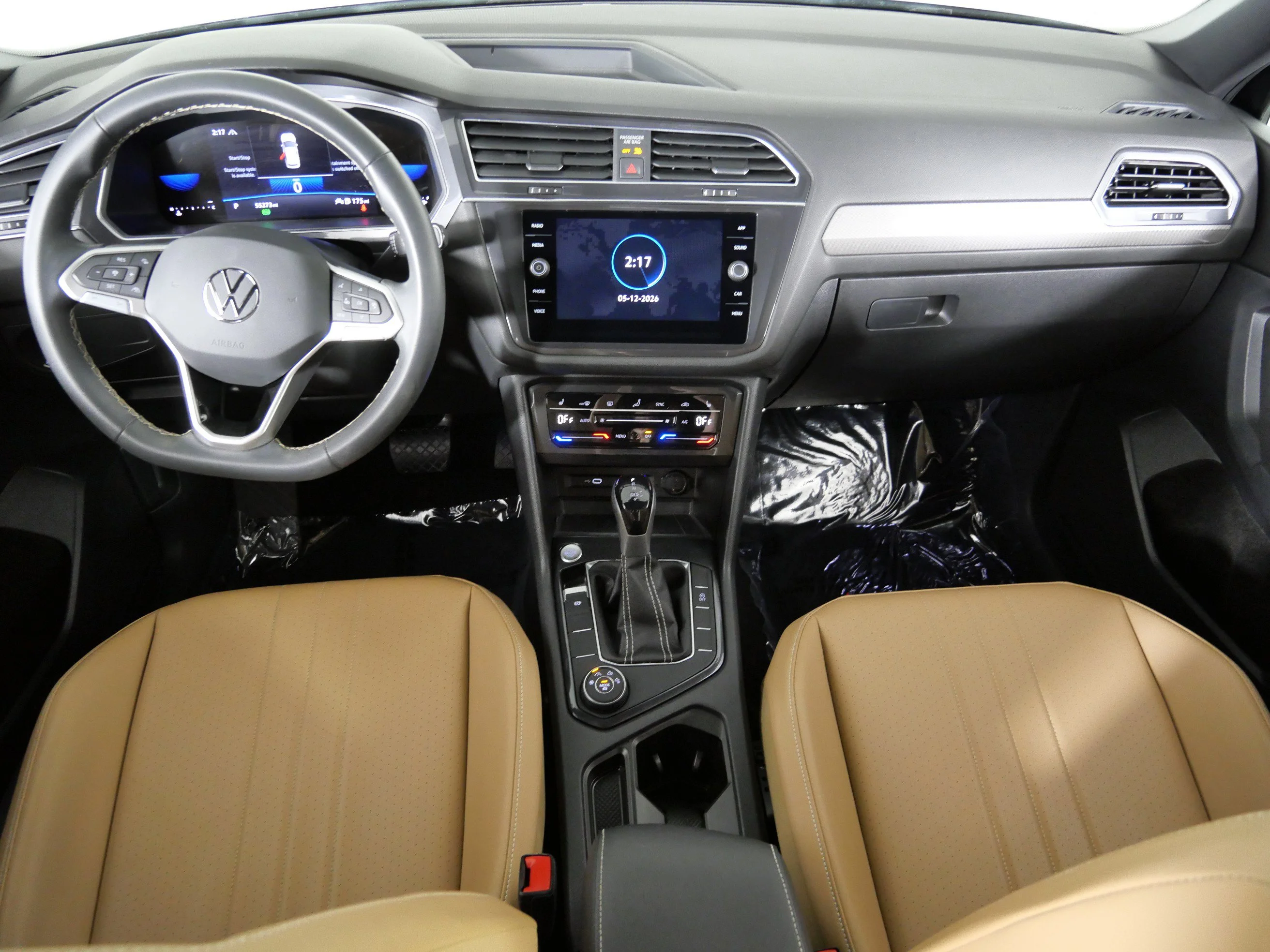 Certified Used 2023 Black Volkswagen SE image 10