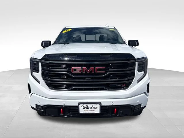 Used 2025 Summit White GMC AT4 image 9