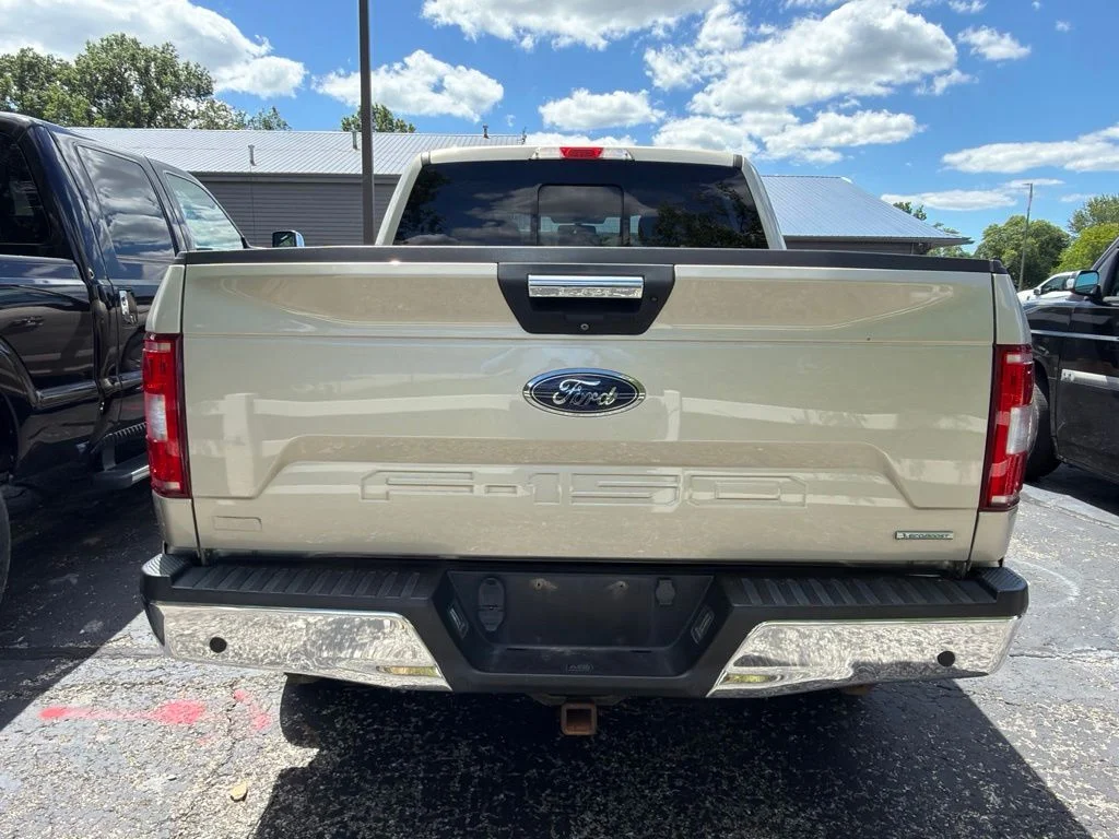 Used 2018 Gold Ford XLT image 4