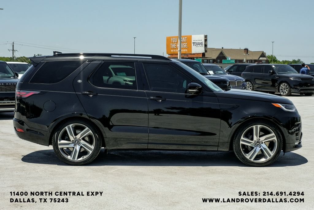 Certified Used 2025 Black Land Rover Metropolitan Edition image 7