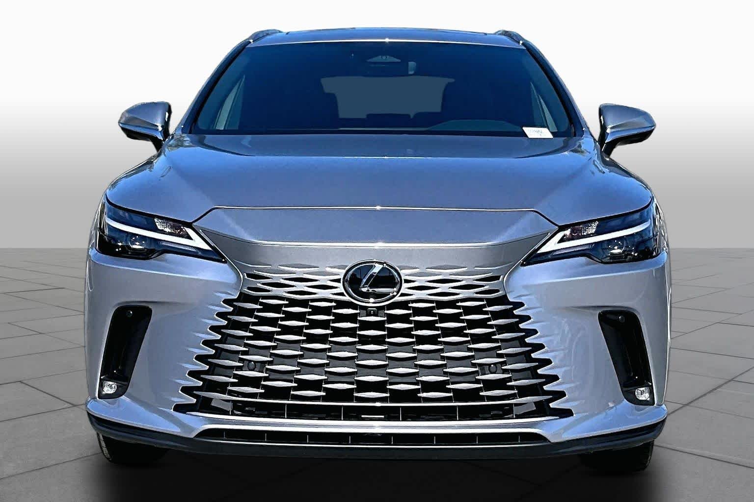 New 2026 Iridium Lexus PREMIUM image 3
