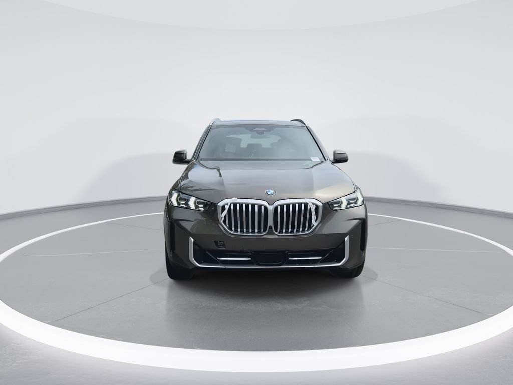 New 2026 Manhattan Green Metallic BMW xDrive40i image 6