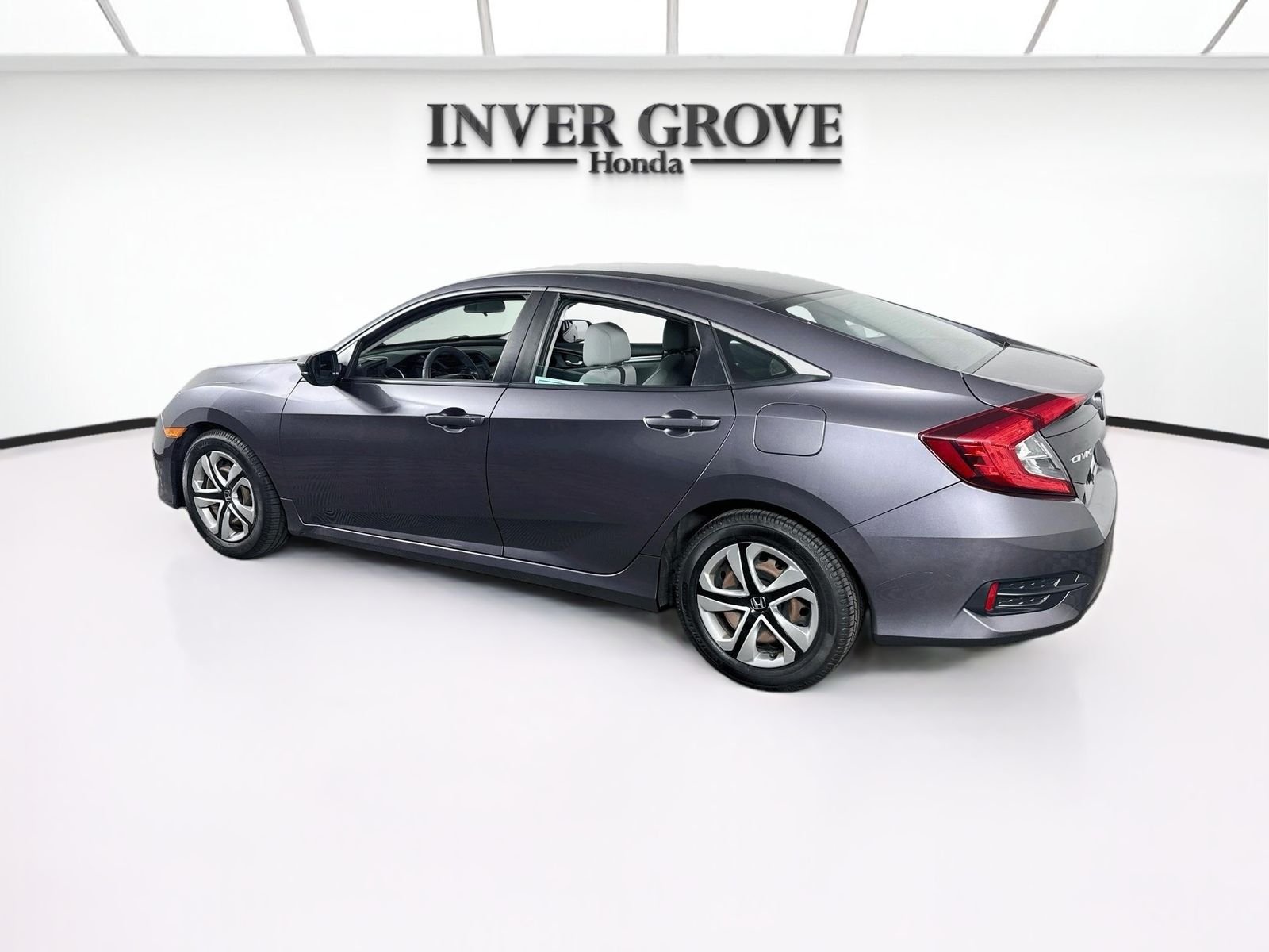 Used 2016 Modern Steel Metallic Honda LX image 7