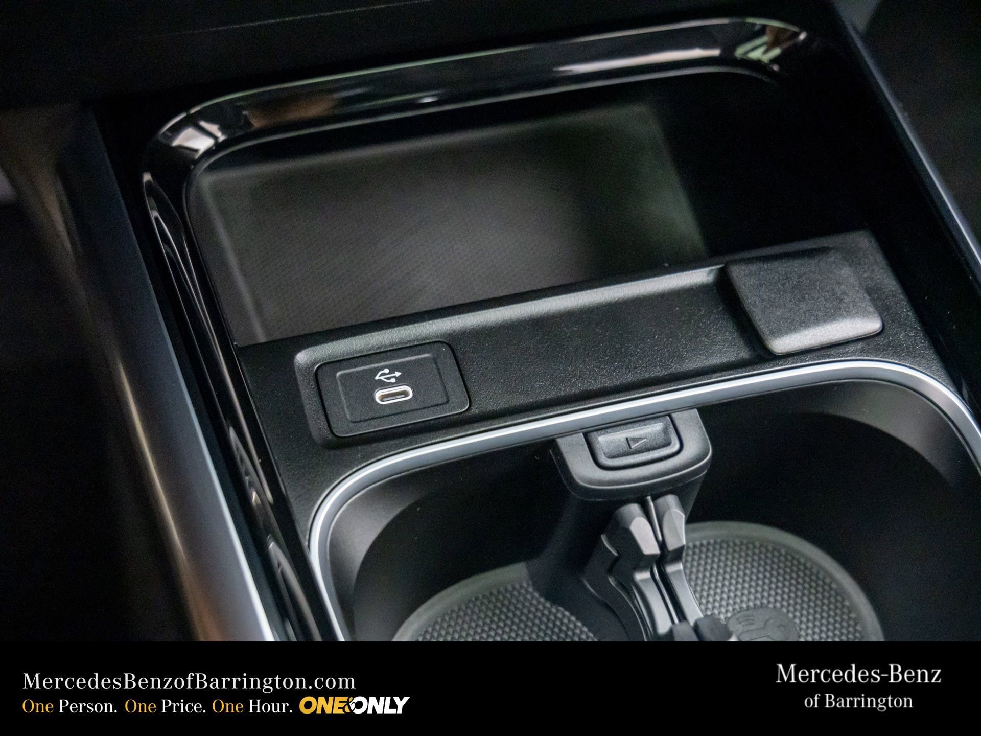 New 2026 Cirrus Silver Metallic Mercedes-Benz GLA 250 image 60