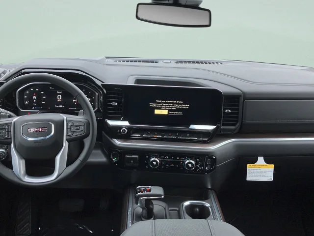 2026 GMC Sierra 1500 SLT - Photo 10