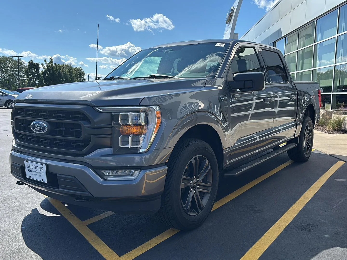 Used 2022 Carbonized Gray Ford XLT image 3