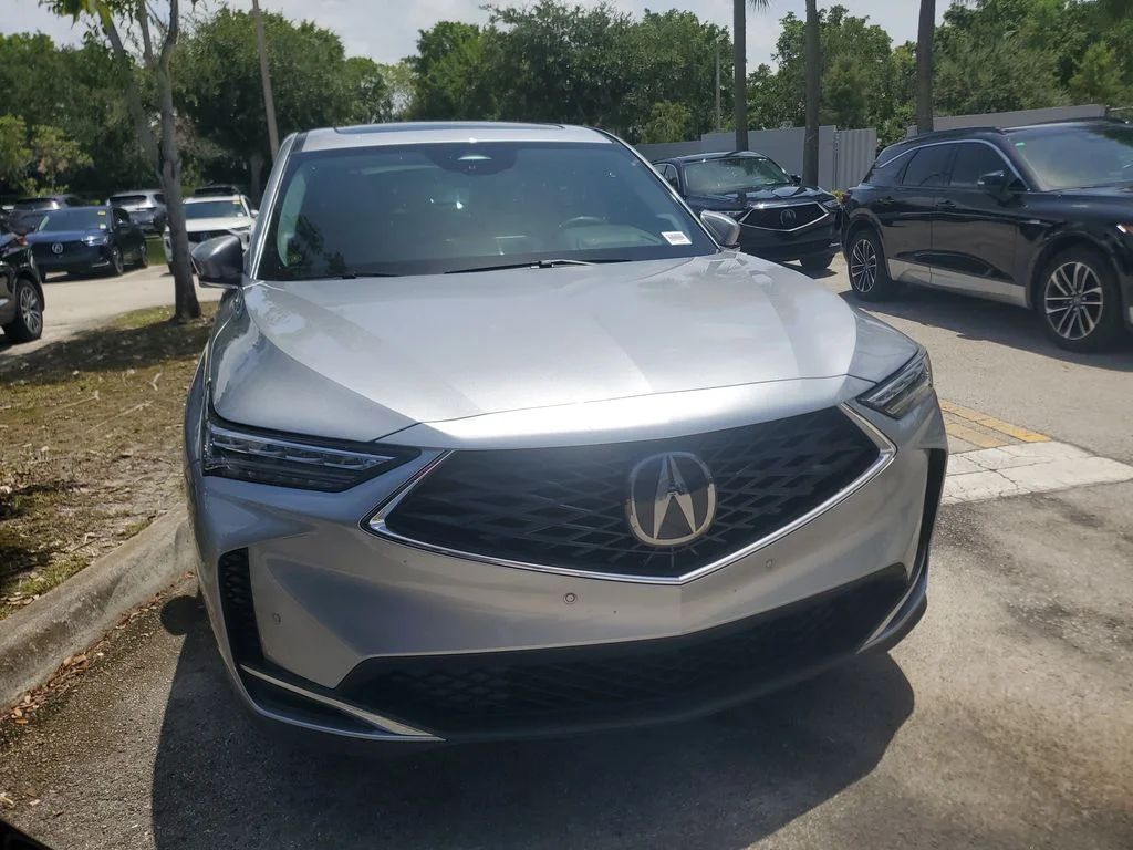 Used 2025  Acura Technology Package image 1