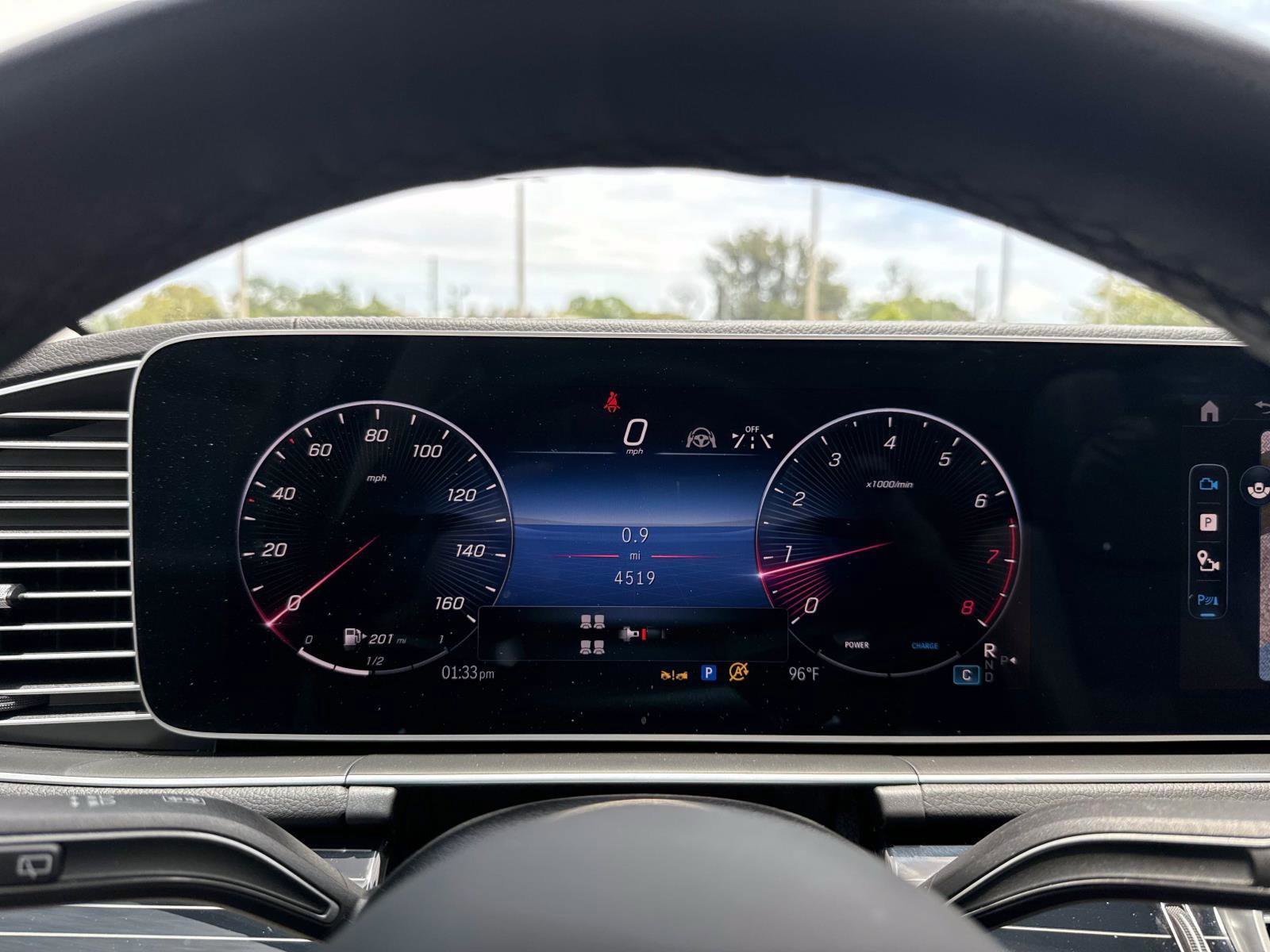 New 2026 Obsidian Black Metallic Mercedes-Benz 450 4MATIC® SUV image 32