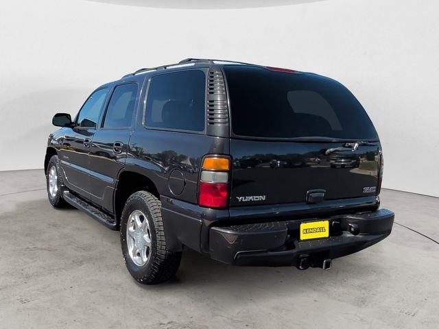 Used 2004 Black GMC Denali image 3