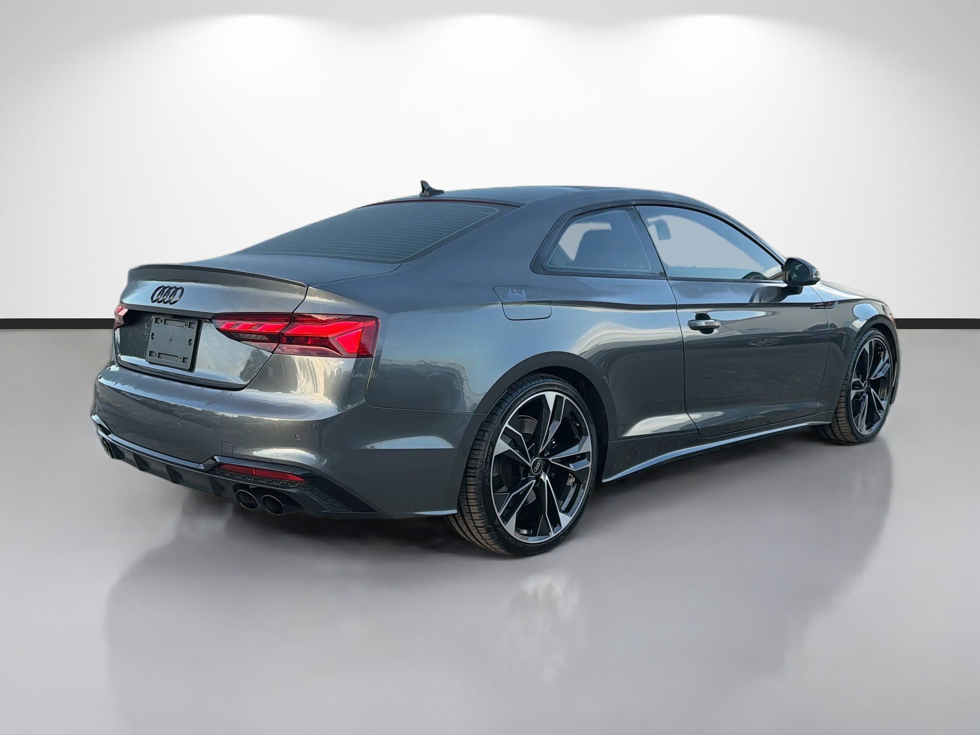 Used 2023 Daytona Gray Pearl Effect/Black Roof Audi Premium Plus image 3