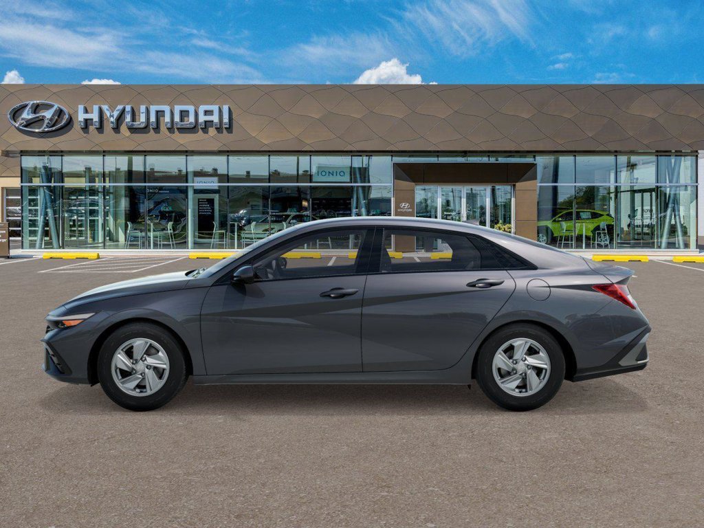 New 2026 Gray Hyundai SE image 4
