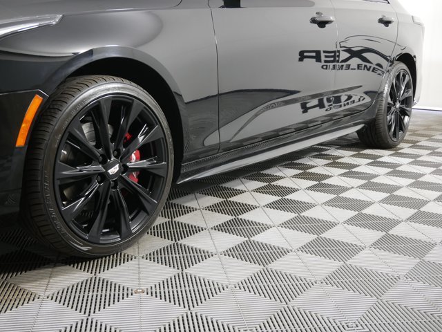 Used 2020 Black Raven Cadillac Sport AWD w/ Technology Pkg & Cold Weather Pkg image 2