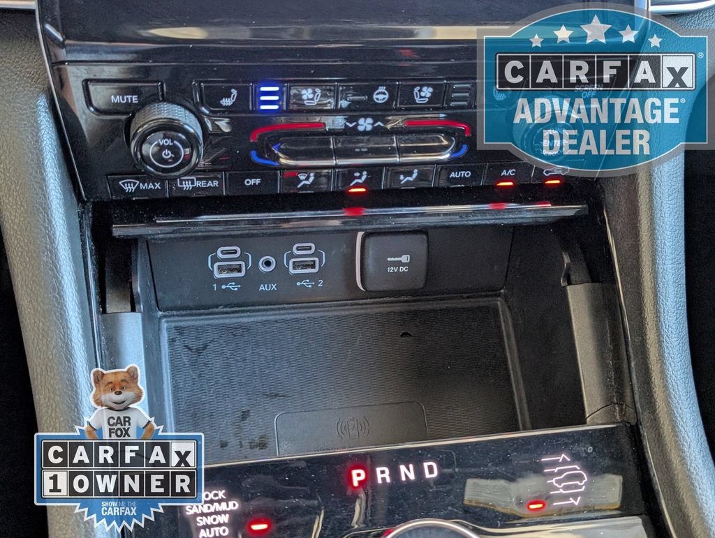 Used 2023  Jeep Overland image 10