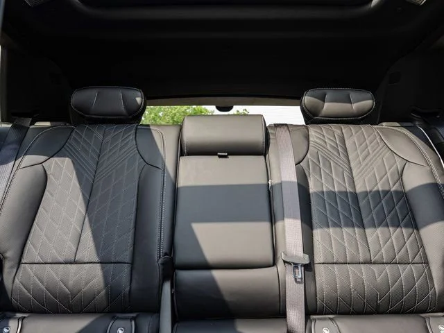 2026 Cadillac LYRIQ V Premium - Photo 39