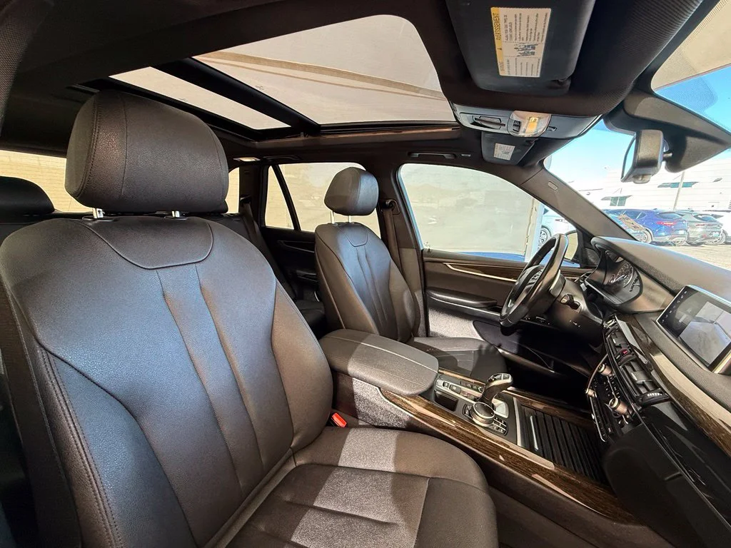 Used 2018 Dark Graphite BMW sDrive35i image 14