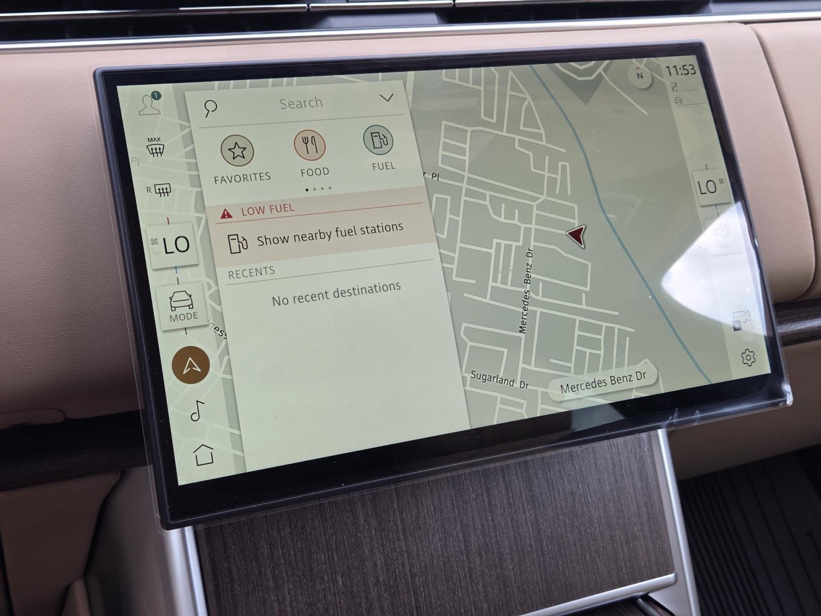 New 2026 Eiger Grey Land Rover SE image 26