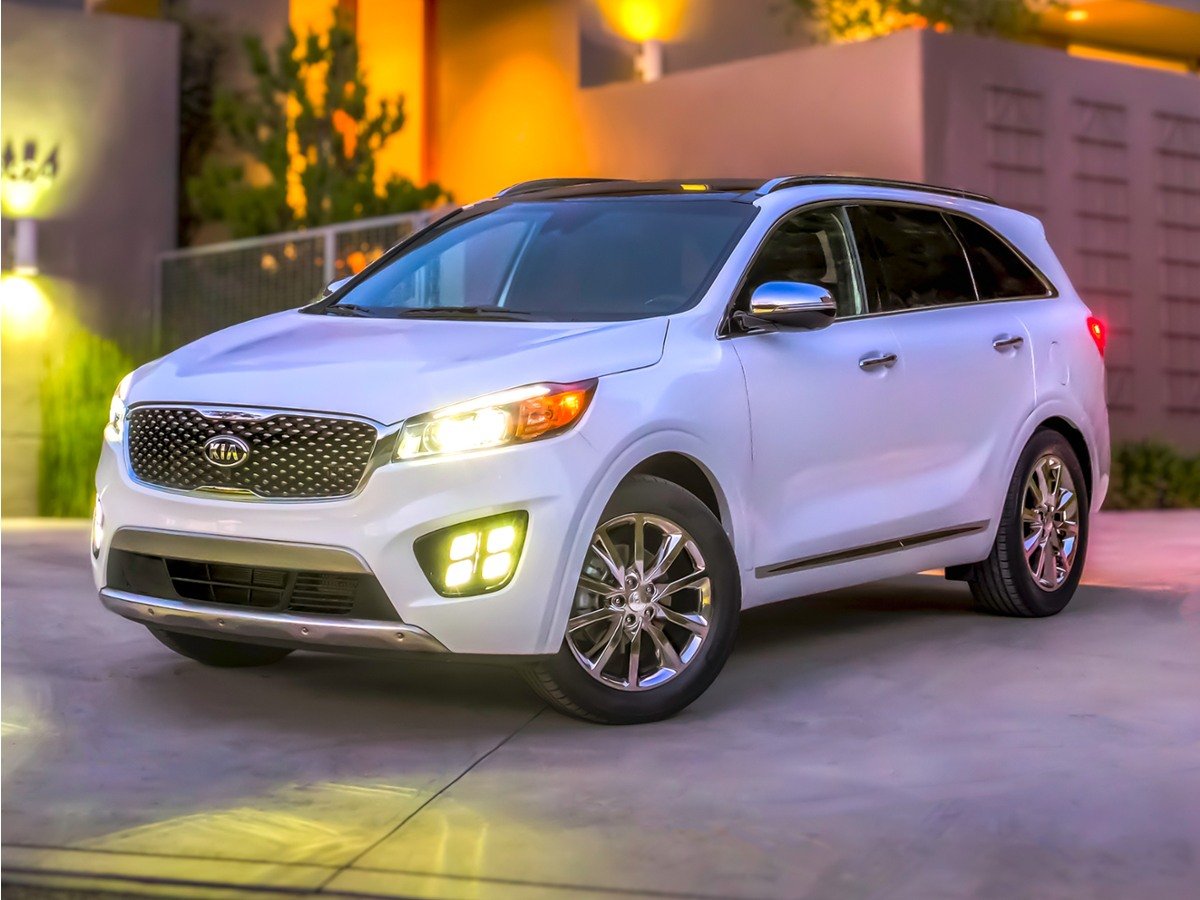 Used 2016 Silver Kia EX image 1
