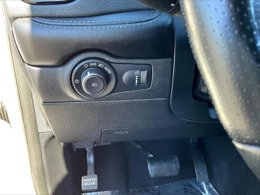 Used 2021 Vice White Dodge GT image 20