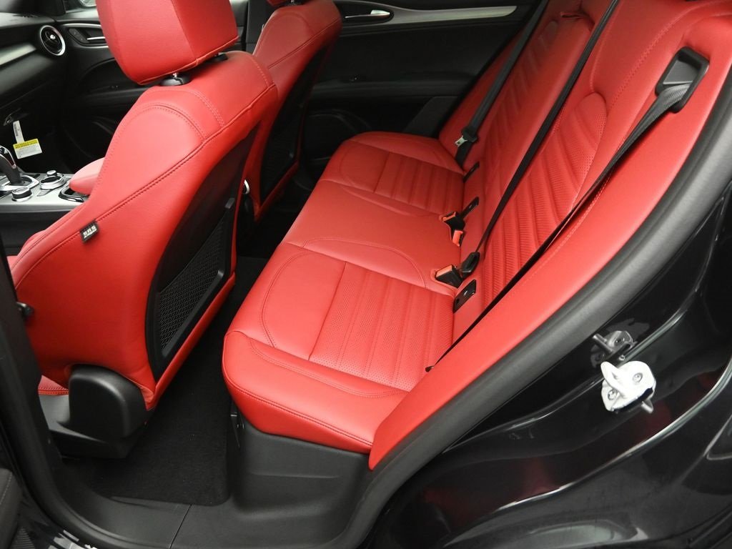 2026 ALFA ROMEO STELVIO - Image 19