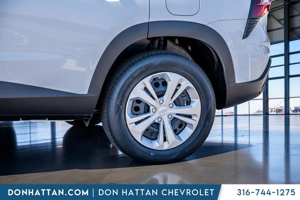 2026 Chevrolet Trax LS - Photo 37