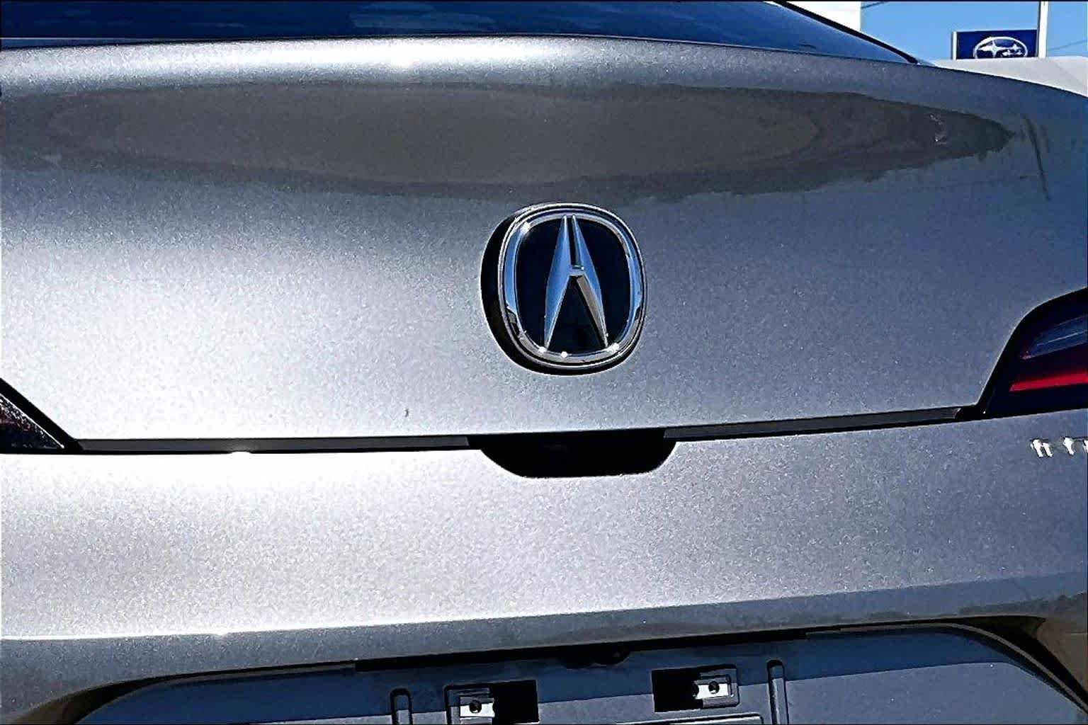 Used 2024 Liquid Carbon Metallic Acura  image 30